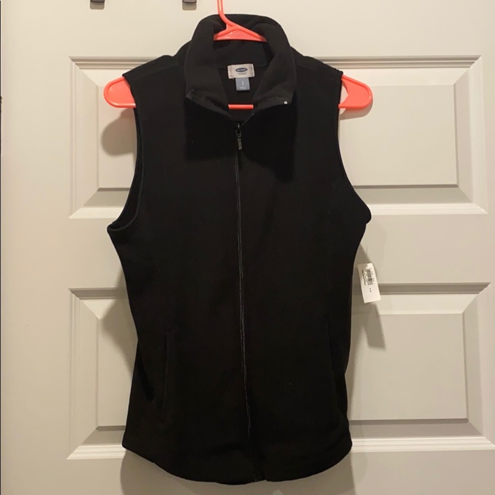 Black Fleece Vest